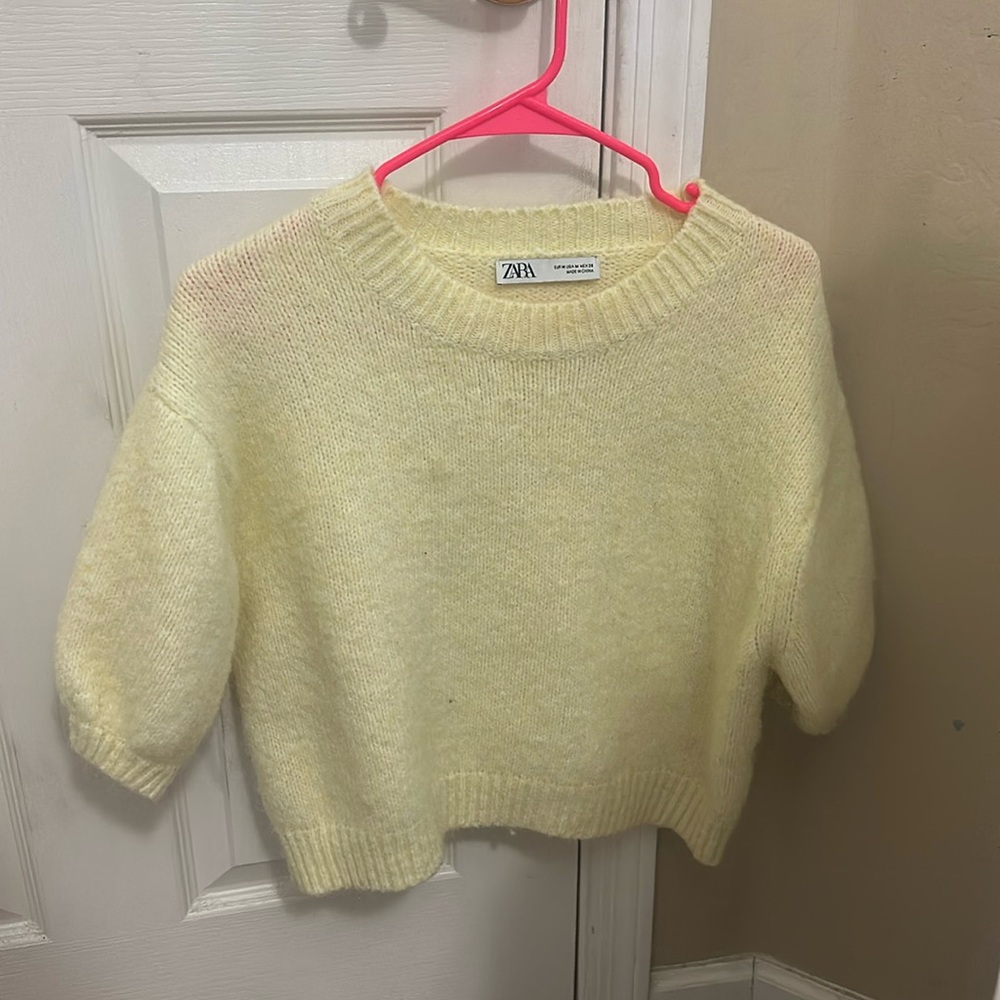 Zara slightly cropped yellow sweater
